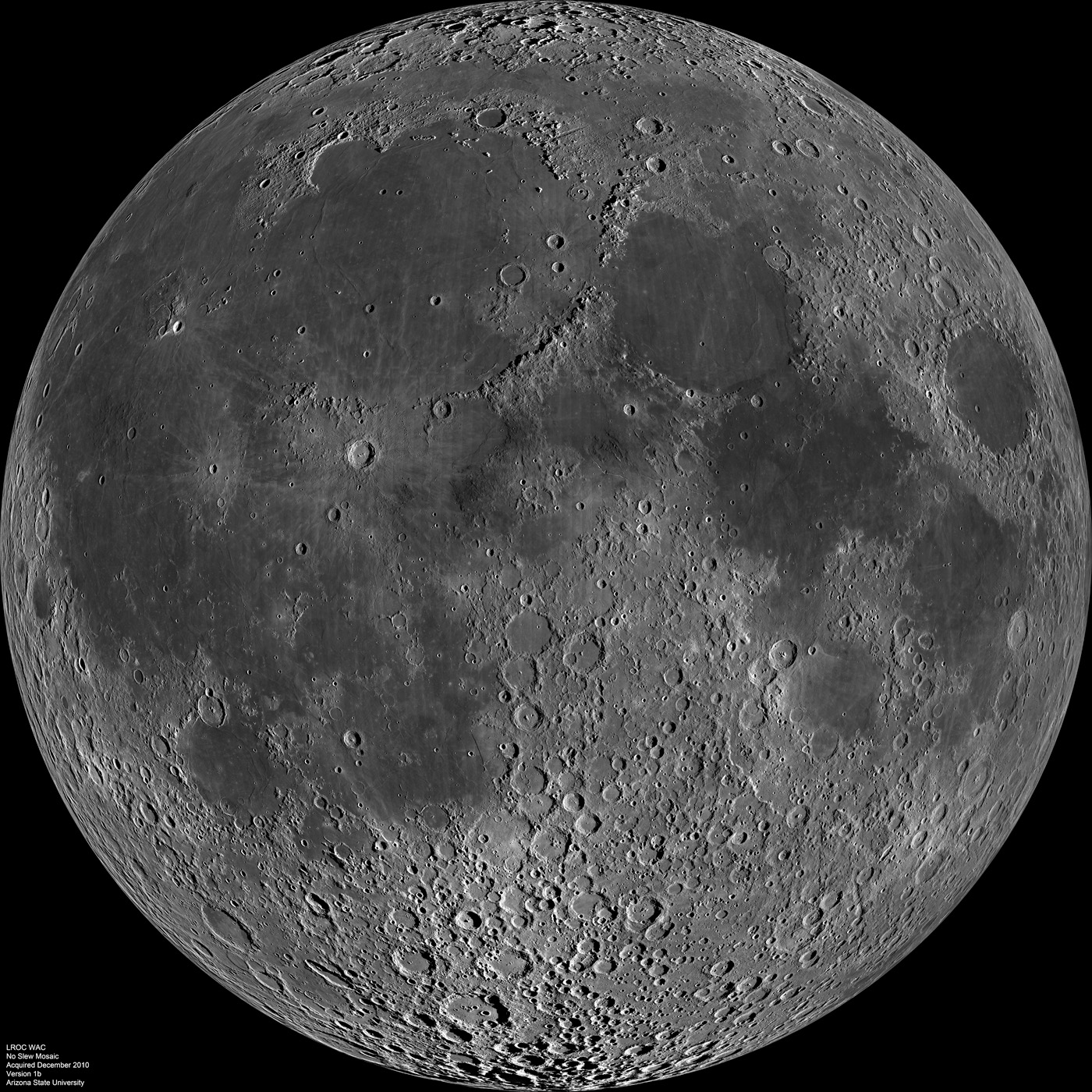 LRO 관측 사진을 이어 붙여 만든 달 앞면의 표면 모자이크